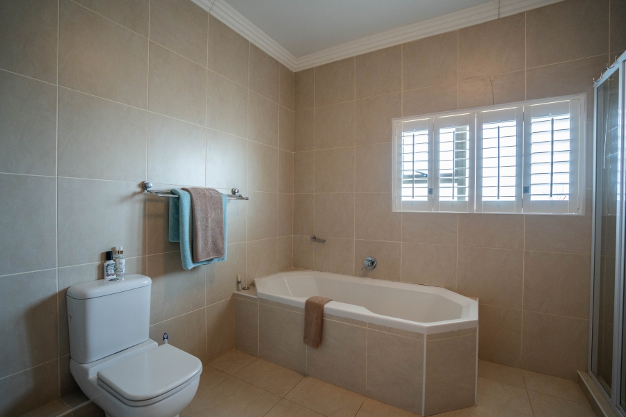 4 Bedroom Property for Sale in West Beach Eastern Cape